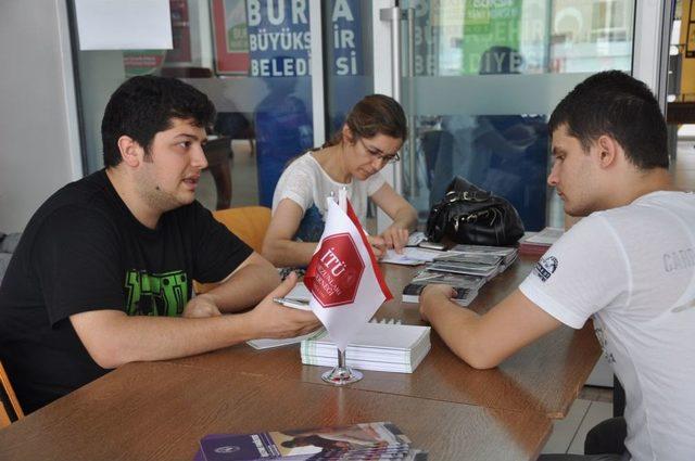 İTÜ, Bursa’daki Üniversite Adaylarına Yönelik Tercih Ve Tanıtım Günü Düzenledi