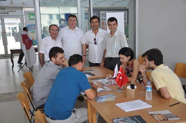 İTÜ, Bursa’daki Üniversite Adaylarına Yönelik Tercih Ve Tanıtım Günü Düzenledi