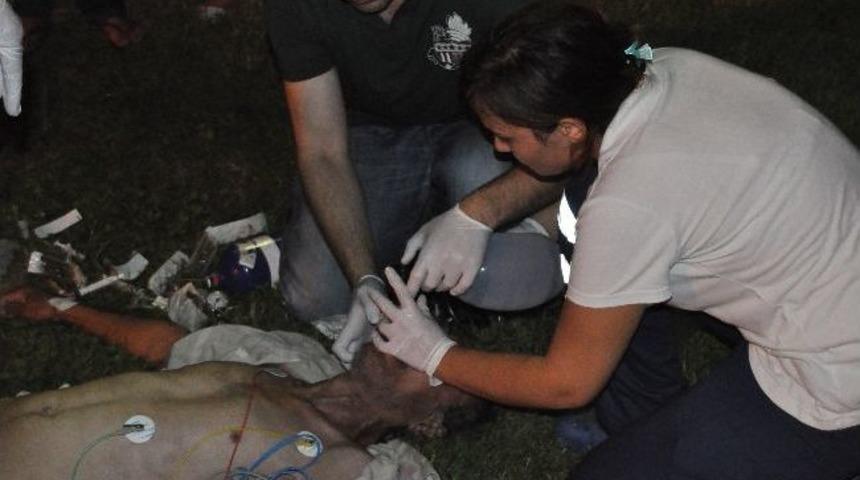 Parkta Otururken Kalp Krizi Geçirdi