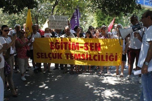 Selçuk'ta Yardımcısını Dövdüğü İddia Edilen Okul Müdürü Protesto Edildi