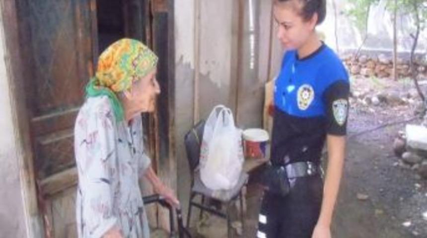 İskenderun Polisi Muhta&ccedil;ları G&ouml;zetiyor