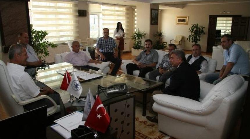 Sakaryaspor Y&ouml;netiminden S&uuml;leyman Dişli&rsquo;ye Ziyaret