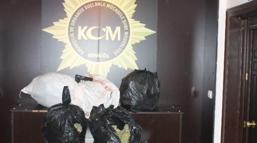 Bing&ouml;l'de 24 Kilo Esrar Ele Ge&ccedil;irildi