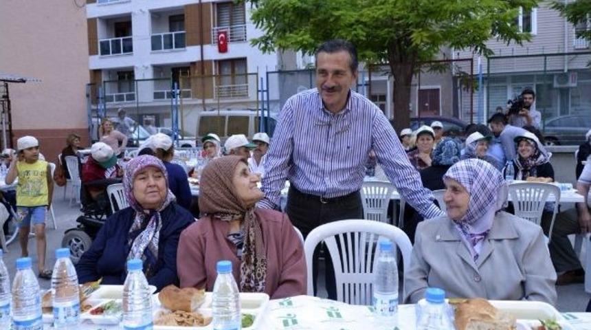 Tepebaşı Sokaklarında Ramazan Bereketi