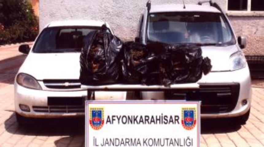 Jandarmanın Takibindeki Ara&ccedil;tan Uyuşturucu &Ccedil;ıktı
