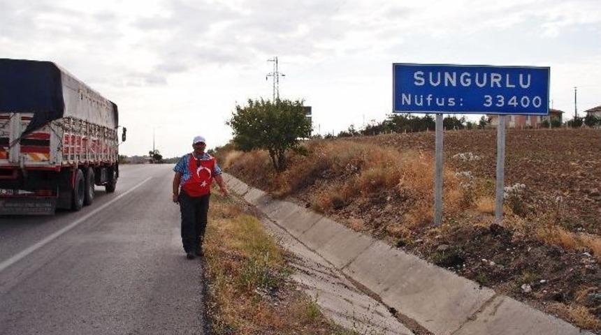 Başbakan Erdoğan'a Destek İ&ccedil;in Y&uuml;r&uuml;yor