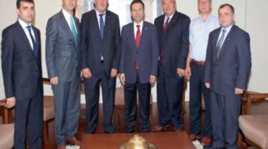 Vezirk&ouml;pr&uuml; TSO'nun Yeni Y&ouml;netimi Vali Aksoy'u Ziyaret Etti