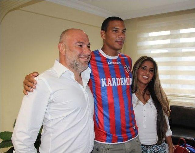 Waterman Karabükspor’a İmza Attı