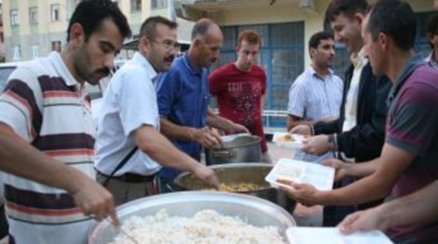 Mehtap Eğitim Kurumları'ndan Iftar Yemeği