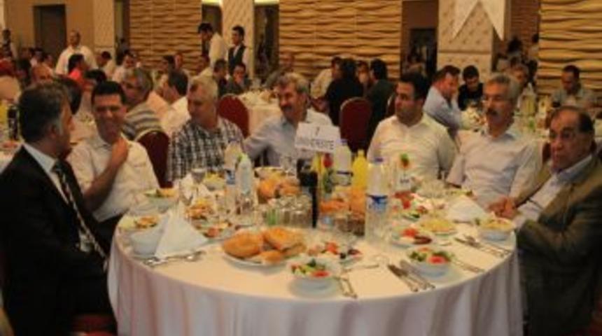 Adana'da 'cami-cemevi' I&ccedil;i&ccedil;e Olacak