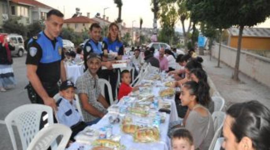 Urla'da "Halil İbrahim Sofrası" Projesi