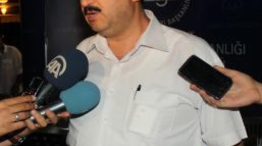 İzmir&rsquo;de Akşam Ezanı Erken Okundu