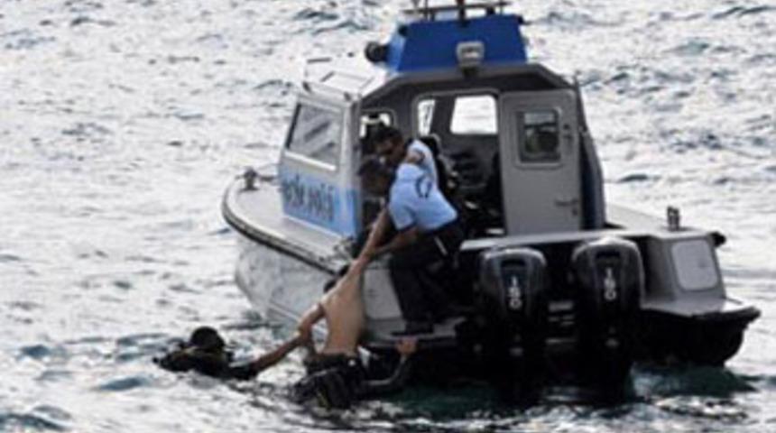 Kızlara hava atmak isterken canından oldu