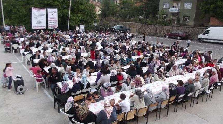 &Ouml;ğrencilerin D&uuml;zenlediği İftarda 600 Kişi Buluştu