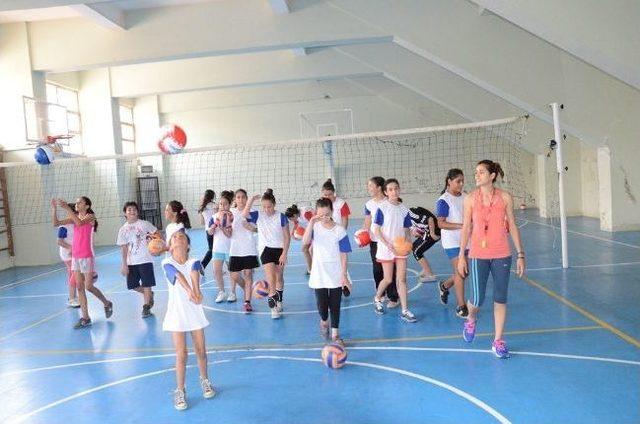 Voleybol İl Spor Okulları