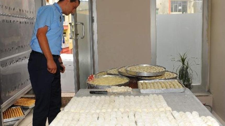 Ramazan&rsquo;da Fırınlar Ve Tatlı İmalathanelerine Sıkı Denetim