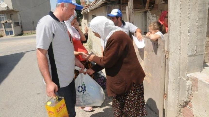 &Ccedil;orlu Belediyesi&rsquo;nden 6.000 Aileye Erzak Yardımı