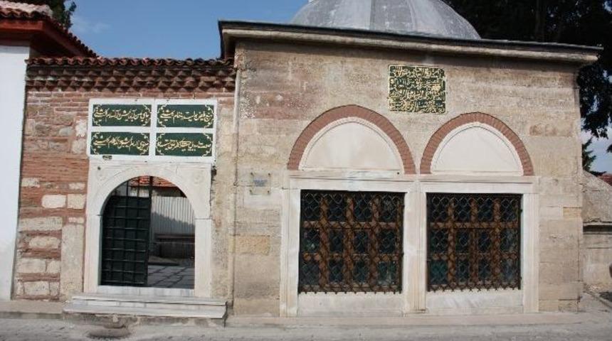 Hasan Sezai Dergahı Restorasyon &Ccedil;alışmaları S&uuml;r&uuml;yor