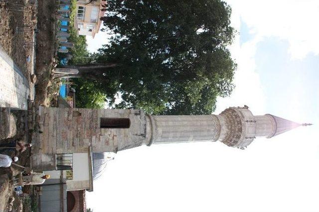 Hasan Sezai Dergahı Restorasyon Çalışmaları Sürüyor 1