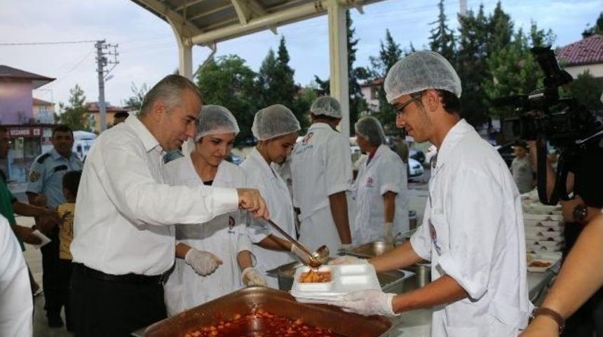 Başkan Zolan Vatandaşlarla İftarda Buluştu