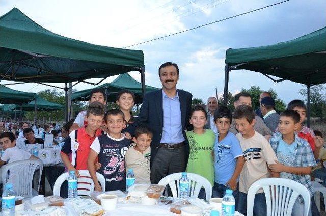 Düzce Belediyesi Mahalle İftarları Komşuluğu Pekiştiriyor 1