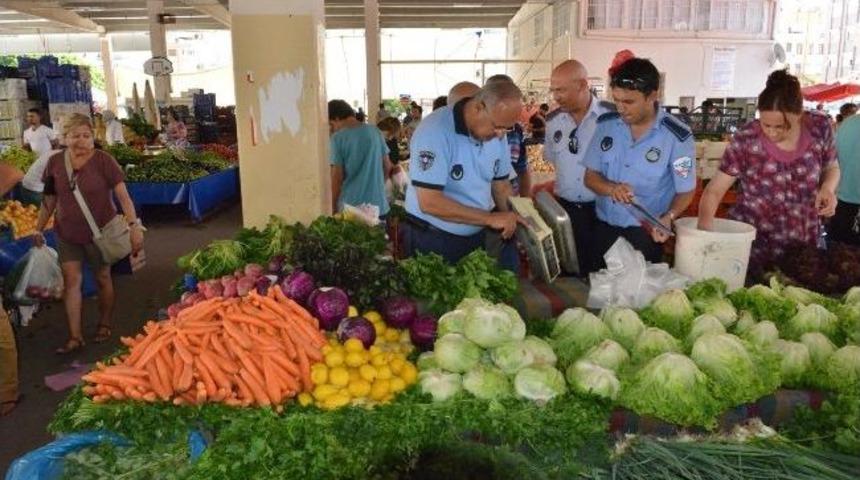 Konyaaltı&rsquo;nda Semt Pazarlarında Denetim Yapıldı