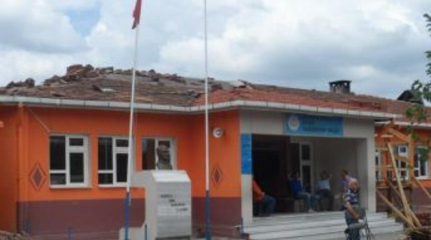 M&uuml;teahitin yaptığını k&ouml;yl&uuml;ler onarıyor
