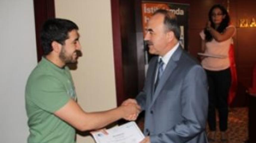 Kursiyerlere Sertifikaları Verildi