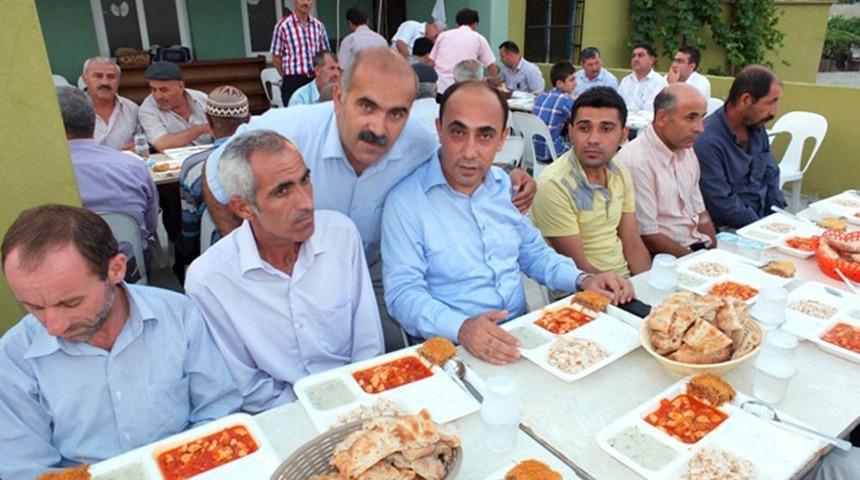 Tarsus&rsquo;ta Kardeşlik Ve Birlik Iftarları B&uuml;y&uuml;k Ilgi G&ouml;r&uuml;yor
