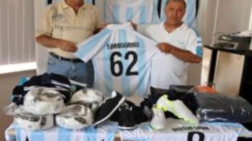 B&uuml;y&uuml;kşehir'den Dersimspor'a Malzeme Desteği