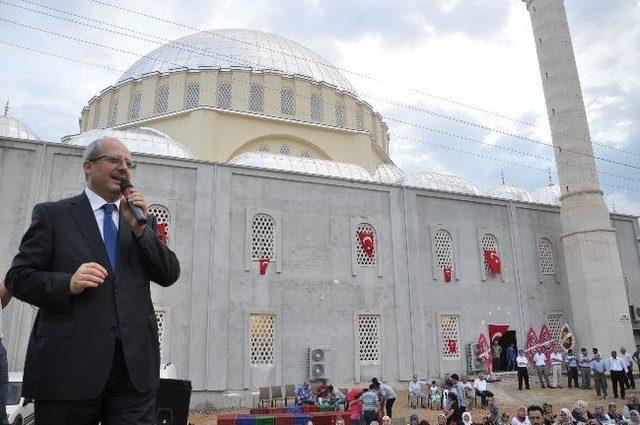 &Ccedil;ukurova nın İkinci B&uuml;y&uuml;k Camisi İbadete A&ccedil;ıldı 1