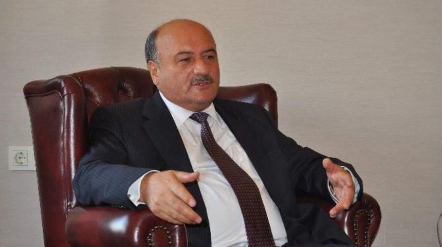 Y&uuml;ksek Hızlı Tren K&ouml;pr&uuml;ye Takıldı