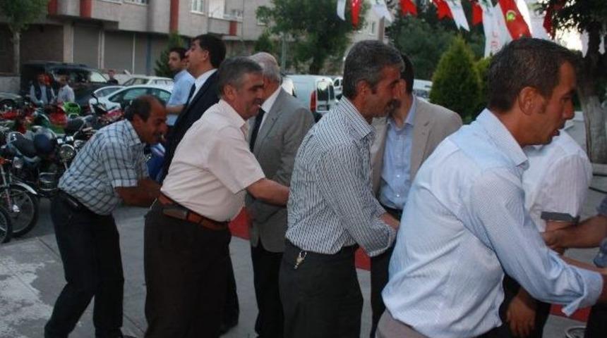 Şehitkamil Belediyesi Personeli İftarda Bir Araya Geldi