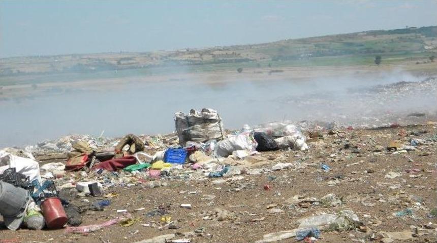 Uzunk&ouml;pr&uuml; &Ccedil;&ouml;pl&uuml;ğ&uuml;nde Yangın