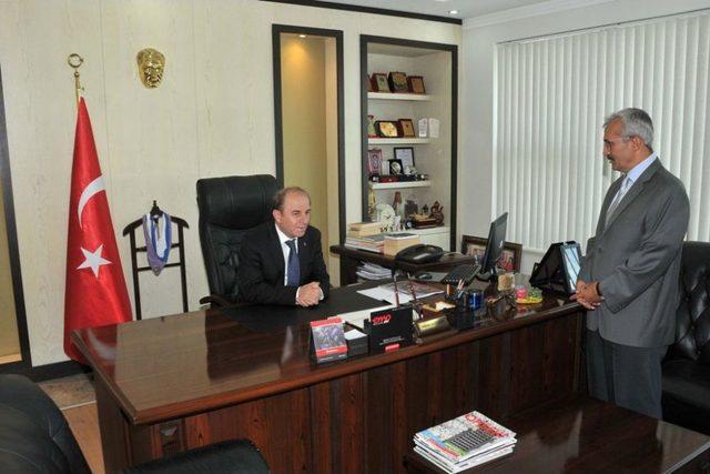 Vali &Ouml;zt&uuml;rk&rsquo;ten Kaymakamlıklara Ziyaret 1