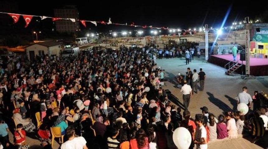 &Ccedil;ocuklar, Şehitkamil Belediyesi Ramazan Şenliği İle Eğleniyor