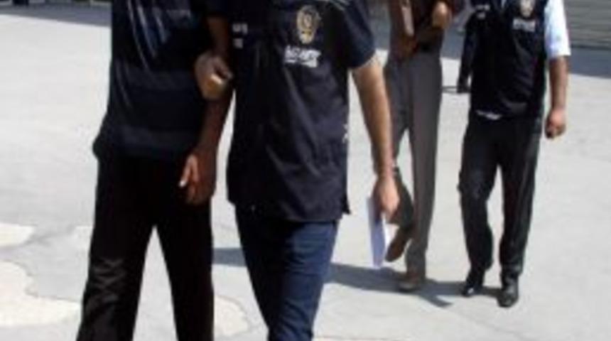 İranlı Tırnak&ccedil;ılar Yakalandı