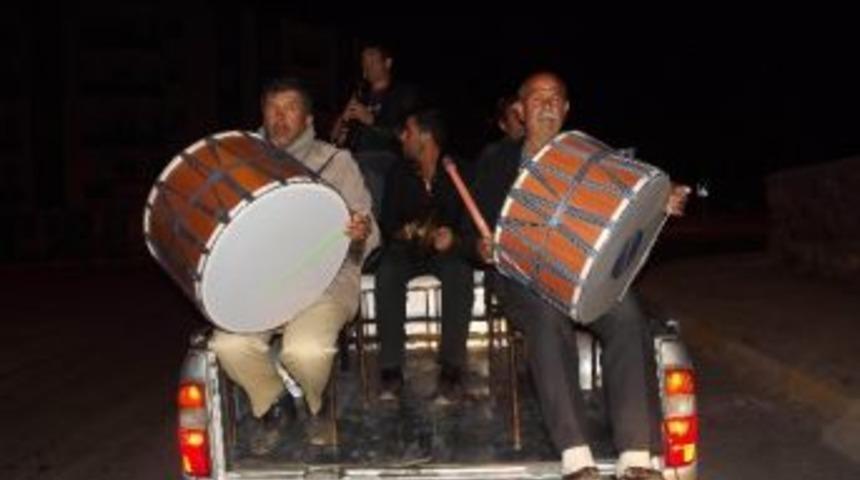 Seydişehir&rsquo;de Vatandaşlar Sahura M&uuml;zikle Kaldırılıyor