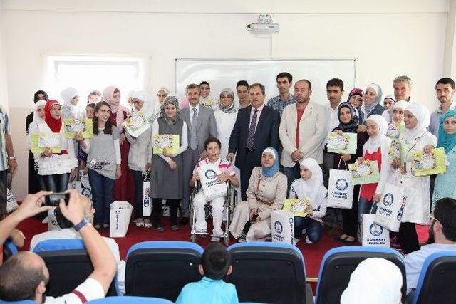 Şahinbey Belediyesi Tarafından Eğitim Verilen Suriyeli &Ouml;ğrenciler Karnelerini Aldı 1