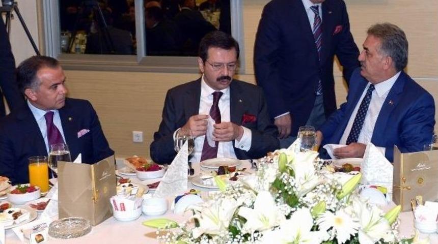 365 Oda Ve Borsa Başkanı İftarda Buluştu