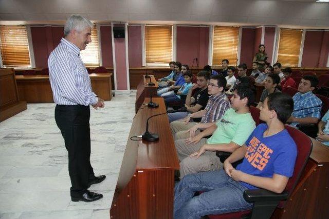 Başkan Sakallı Amerika da Yaşayan T&uuml;rk &Ouml;ğrencilerle Buluştu 1