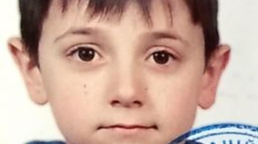 Otel Havuzunda Boğulan Ukraynalı K&uuml;&ccedil;&uuml;k Emir Hayatını Kaybetti