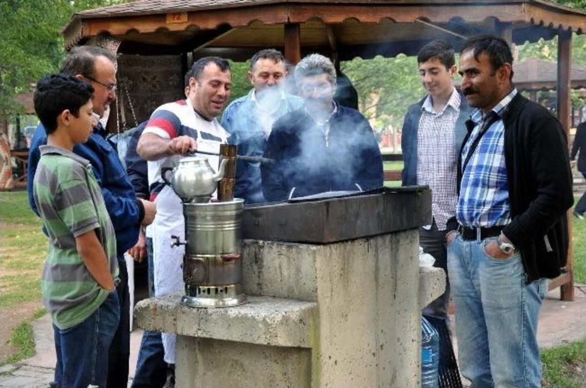 (&ouml;zel Haber) Sivas&rsquo;ta Piknik Havasında İftar