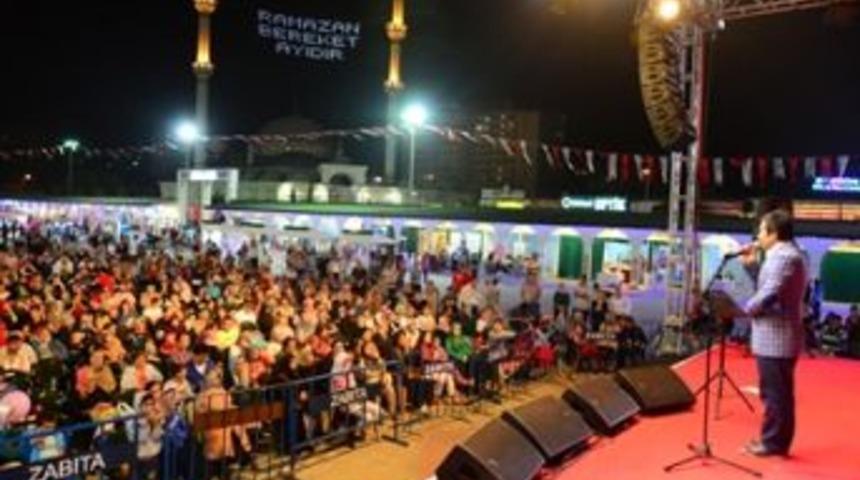 Beylikd&uuml;z&uuml;&rsquo;nde sahneyi Abdurrahman &Ouml;n&uuml;l aldı.