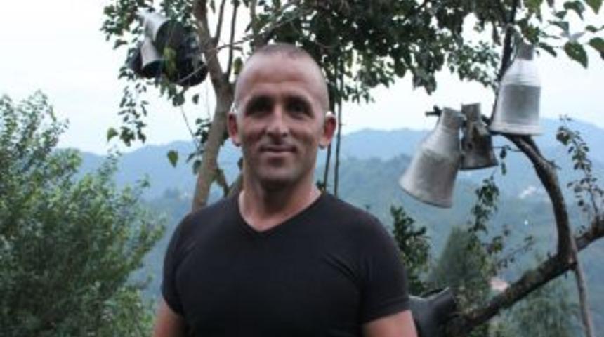 G&uuml;ğ&uuml;mlerle Bah&ccedil;esini Hayvanlara Karşı Koruyor