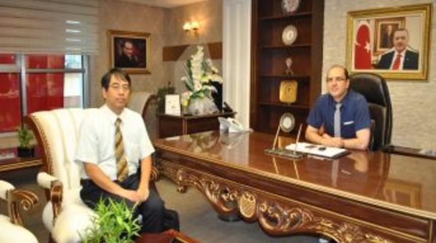 Japonya B&uuml;y&uuml;kel&ccedil;i Başkatibi&rsquo;nden AK Parti&rsquo;ye Ziyaret