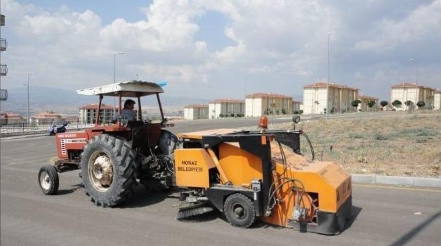 Honaz&rsquo;da Sokaklar Yeniden D&uuml;zenleniyor
