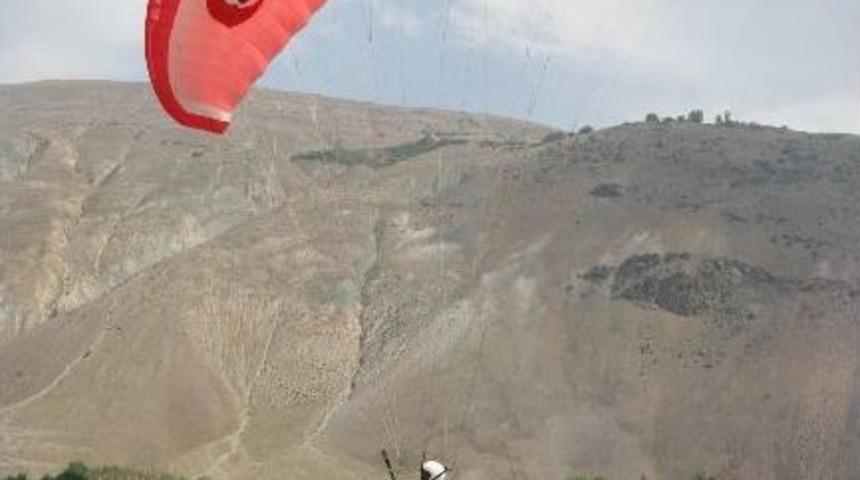 Yama&ccedil; Paraş&uuml;t&uuml; Hedef Şampiyonası Erzincan&rsquo;da Başlıyor