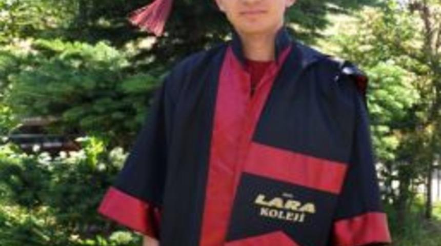 Nevşehir&rsquo;de Parasız Burslu Yatılı Sınavı Şampiyonu, Lara Koleji&rsquo;nden