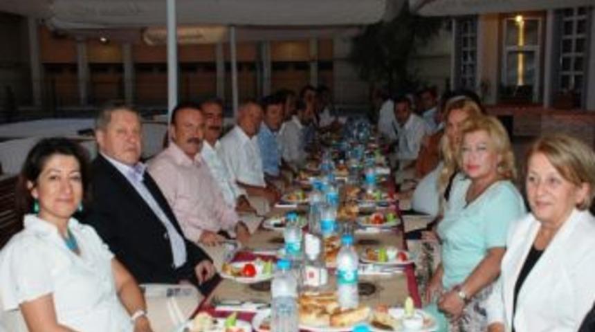 Başkan Doğan&rsquo;dan Meclis &Uuml;yelerine İftar